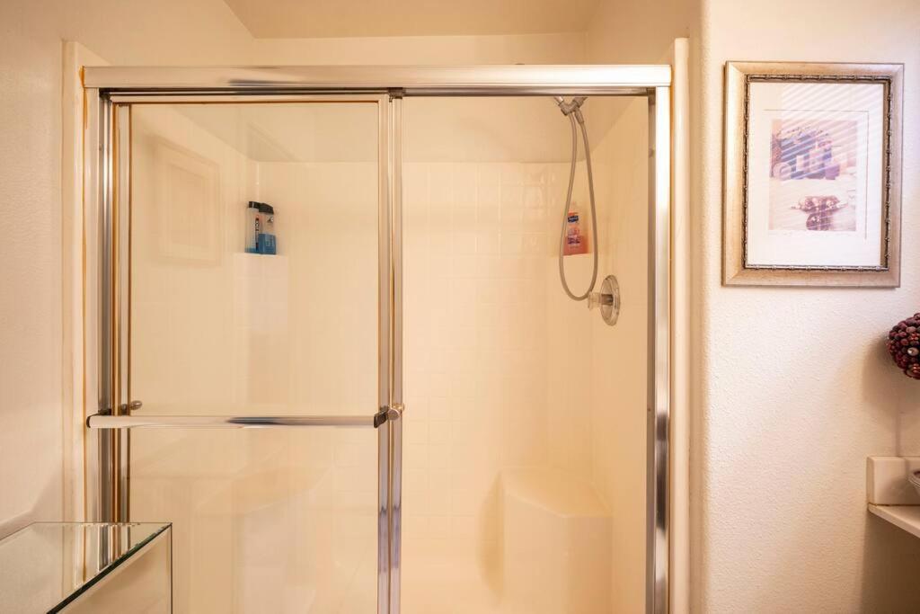 South Point Mgm 7 Mi. Lv Raiders, Adults Only Villa Las Vegas Exterior photo
