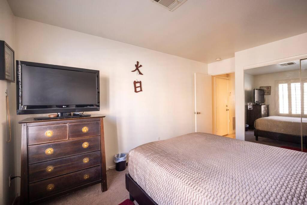 South Point Mgm 7 Mi. Lv Raiders, Adults Only Villa Las Vegas Exterior photo